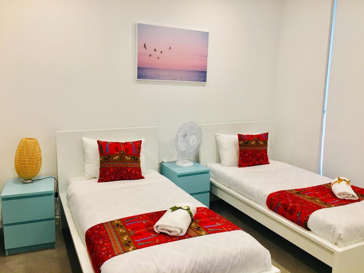 Penrith Station A- Brand New 2 Bed 2 Bath Walk To Penrith Station Ngoại thất bức ảnh