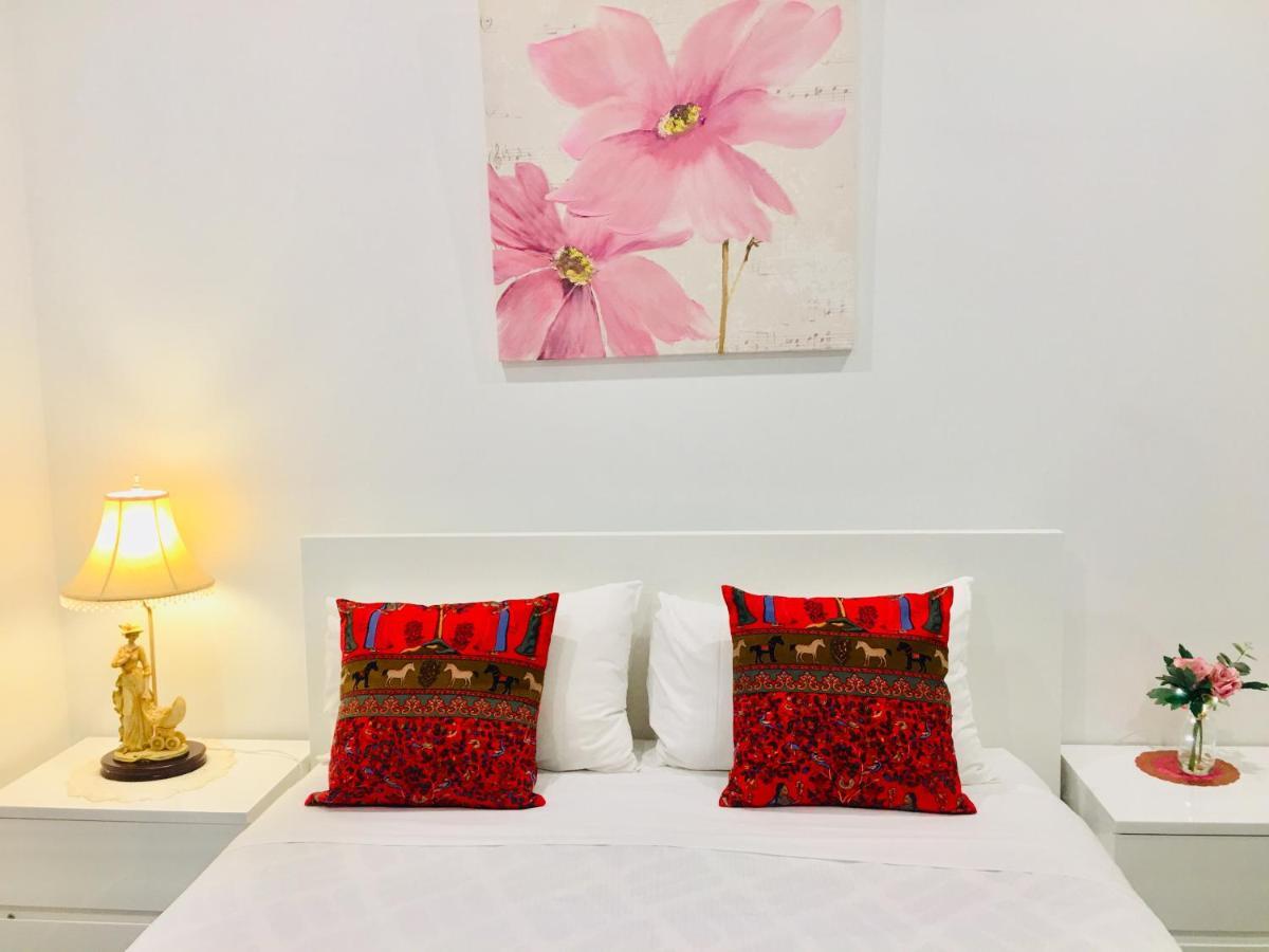 Penrith Station A- Brand New 2 Bed 2 Bath Walk To Penrith Station Ngoại thất bức ảnh