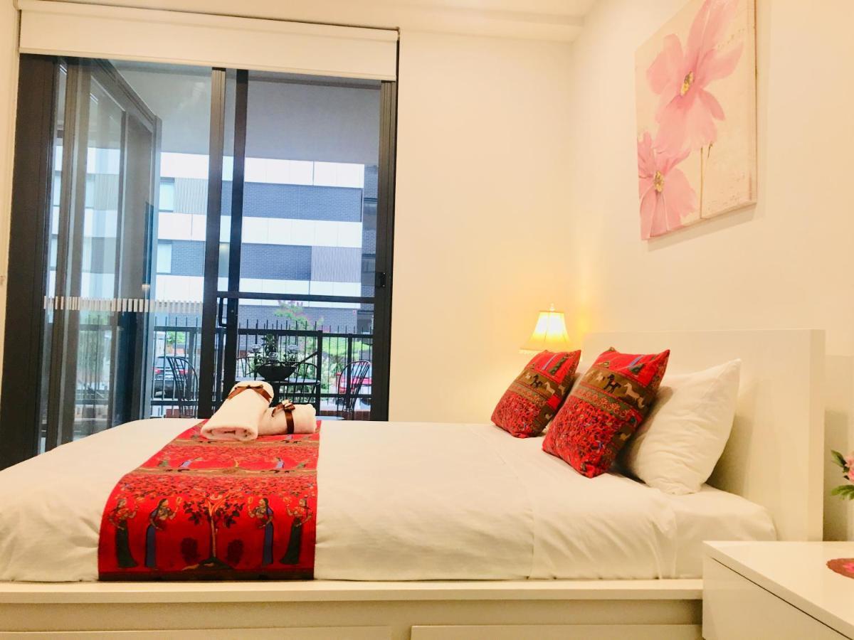 Penrith Station A- Brand New 2 Bed 2 Bath Walk To Penrith Station Ngoại thất bức ảnh